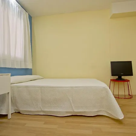 Barcelona City Apartment *