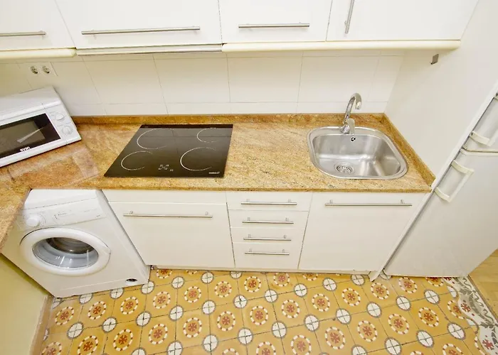 Barcelona City Apartment Apartment *