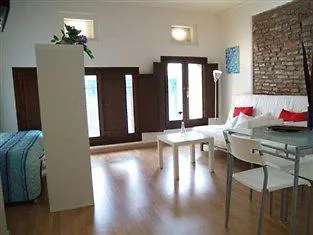 Barcelona City Apartment